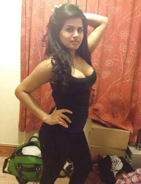 Where to meet slutty girls in Calcutta for easy sex